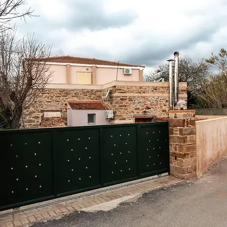 Πετρινο Σπιτι Στον Καμπο Χιου Villa Chios Town Exterior photo